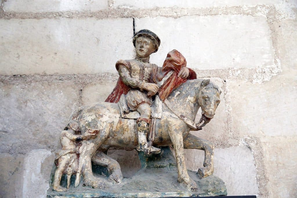 Abbaye Saint-Germain d'Auxerre. Sculpture. Saint-Martin. 16e siècle. France.