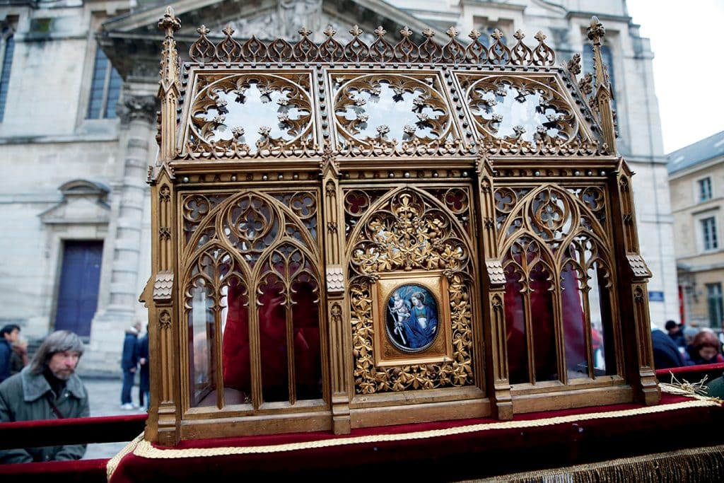 Cette neuvaine sera l’occasion pour les fidèles de se recueillir devant les reliques de sainte Geneviève.