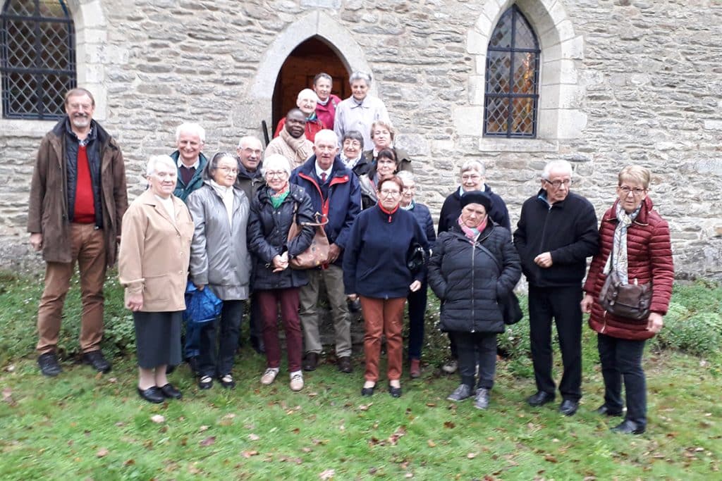 Groupe de prière des « Chapelles chantantes » du Morbihan.
