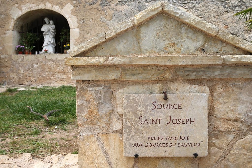 Saint-Joseph du Bessillon où St Joseph apparu au berger Gaspard Ricard.
