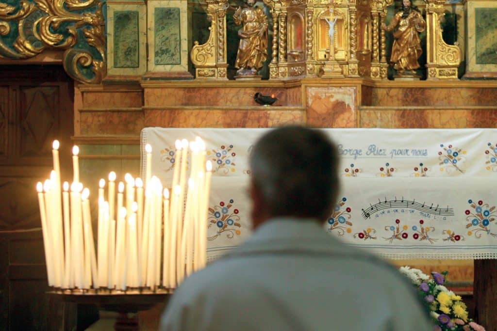 Une église est faite d'abord pour la rencontre de Quelqu'un, qui nous apporte la guérison surnaturelle.