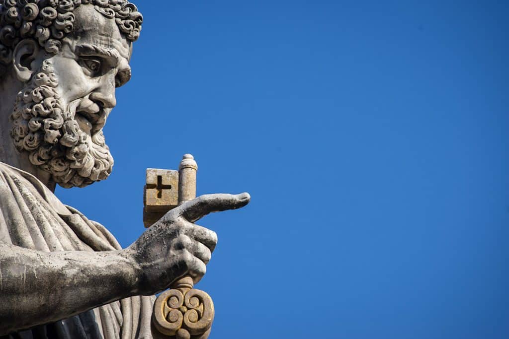 Saint Pierre tenant la clé du Paradis, basilique Saint-Pierre, Rome