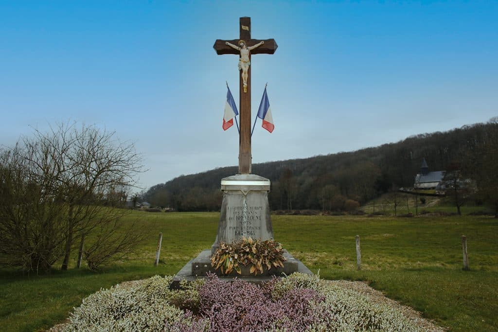 Monument aux morts, Brevedent, Calvados.