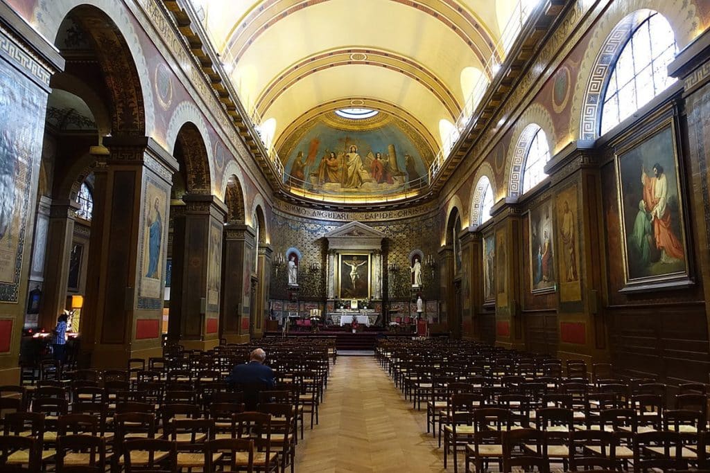 1280px-eglise_saint-louis_d_antin___paris__35155445671_.jpg