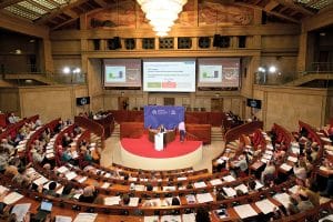 Session de la Convention citoyenne sur la fin de vie au Conseil économique, social et environnemental.