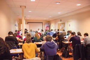 Au Centre Saint-Thomas (CST), qui a ouvert ses portes en septembre 2022. Le 7 juin à 20h, le CST accueillera l’académicien Michel Zink pour une conférence sur l’esprit critique au Moyen Âge.