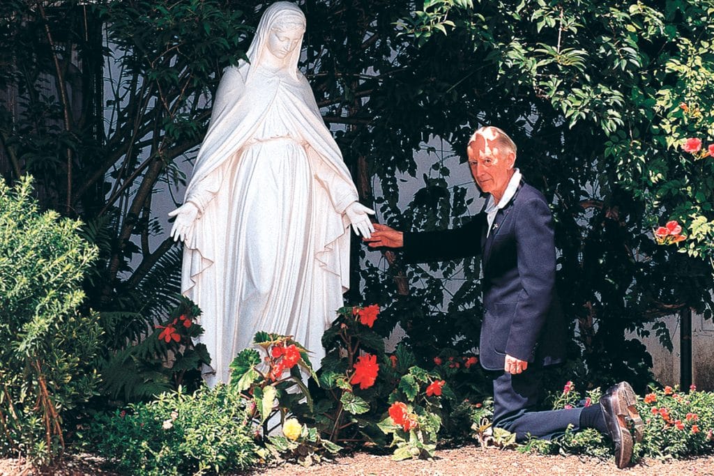 L’abbé René Laurentin, couvent La Solitude de Notre-Dame-de-Sion, Évry (1996).