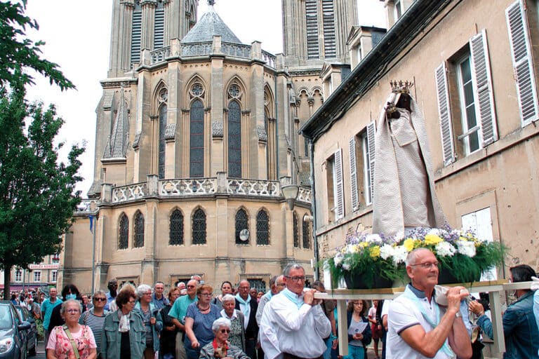 « L'élan missionnaire doit puiser sa source dans le Cœur transpercé du Sauveur »